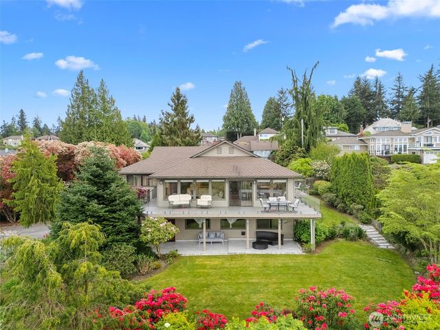 5128 Seaview Way, Everett, WA 98203