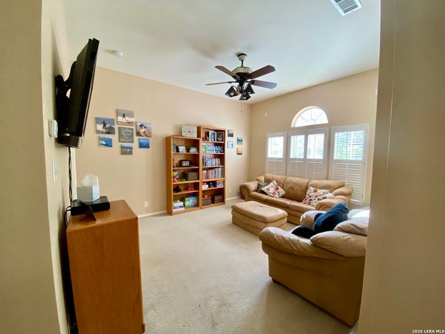 256 Las Brisas, Seguin, TX 78155