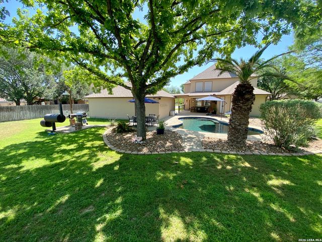 256 Las Brisas, Seguin, TX 78155