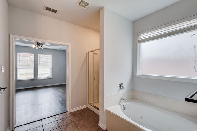 2728 Cameron Bay Drive, Lewisville, TX 75056