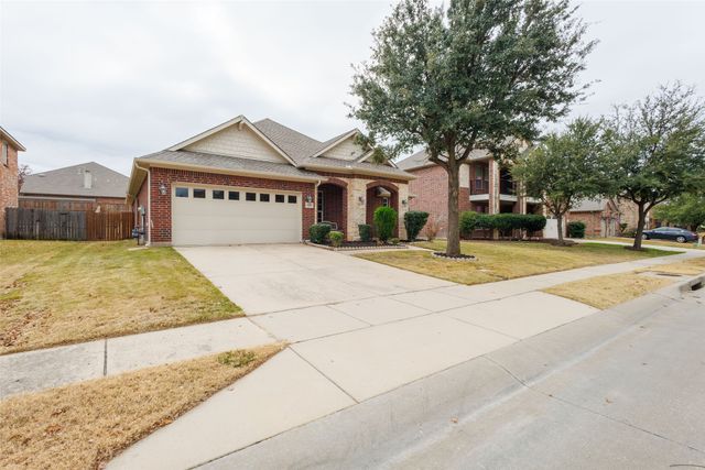 2728 Cameron Bay Drive, Lewisville, TX 75056