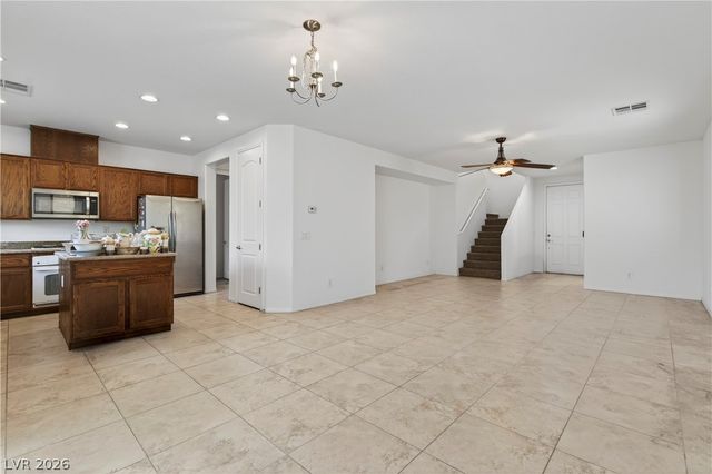 6647 Angelina Street, Las Vegas, NV 89120