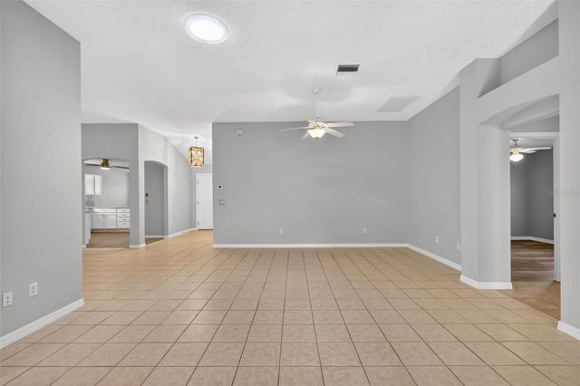 2450 MERIDA CIRCLE, The Villages, FL 32162