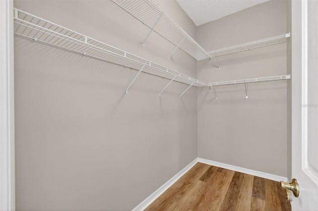 2450 MERIDA CIRCLE, The Villages, FL 32162