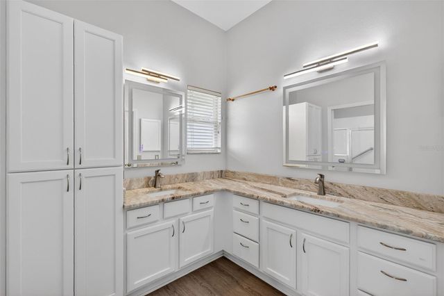 2450 MERIDA CIRCLE, The Villages, FL 32162