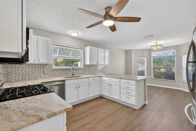 2450 MERIDA CIRCLE, The Villages, FL 32162