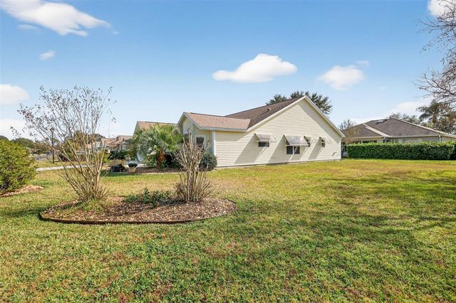 2450 MERIDA CIRCLE, The Villages, FL 32162