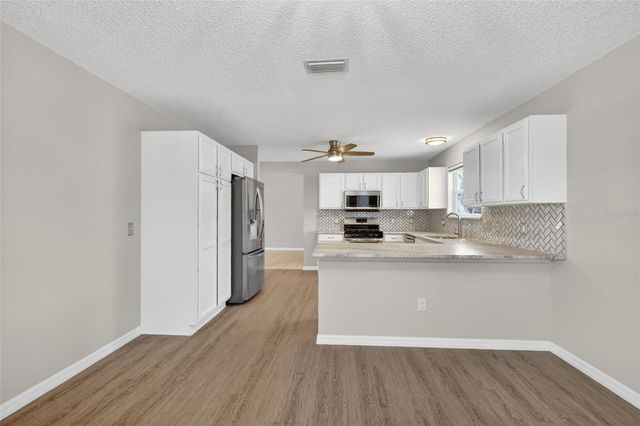 2450 MERIDA CIRCLE, The Villages, FL 32162