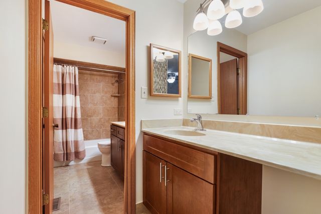 9322 W 141st Place, Orland Park, IL 60462