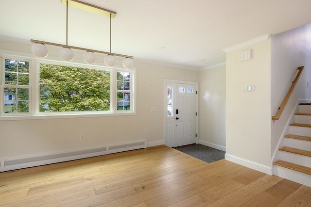 10 Knollwood Dr, Mattapoisett, MA 02739