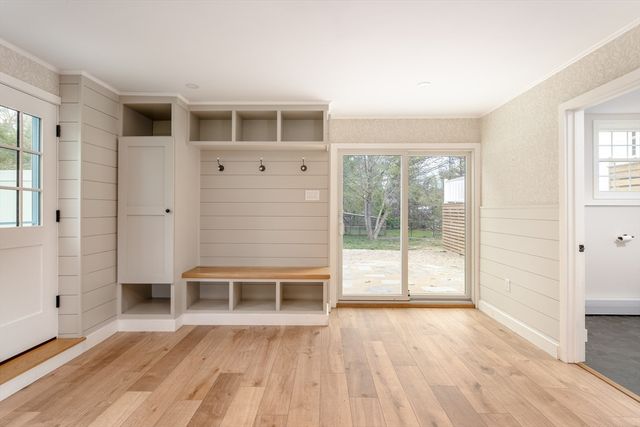 10 Knollwood Dr, Mattapoisett, MA 02739