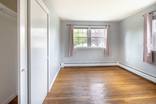 10 Knollwood Dr, Mattapoisett, MA 02739