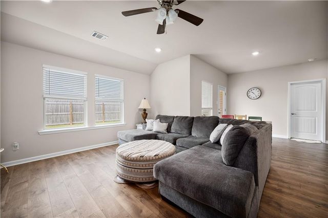 9193 WORTHINGTON Court, Alexandria, LA 71303