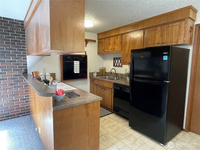 14515 25th Avenue Ct E, Tacoma, WA 98445