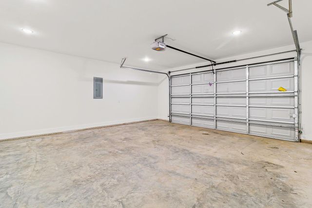 260 Wildwood Drive, Onalaska, TX 77360