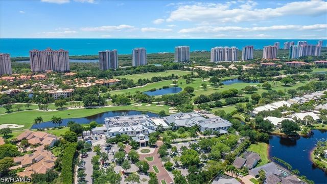 700 Bentwater CIR 104, Naples, FL 34108