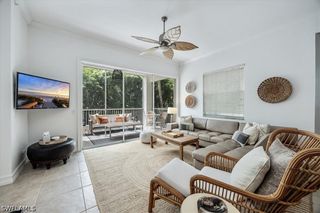 700 Bentwater CIR 104, Naples, FL 34108