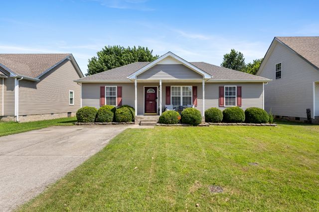 505 Fox Trot Dr, Clarksville, TN 37042