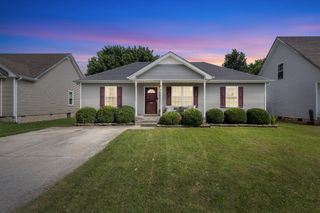 505 Fox Trot Dr, Clarksville, TN 37042