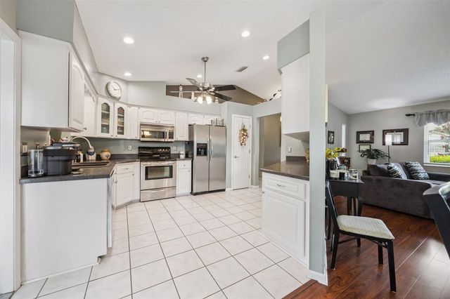 25948 NEWCOMBE CIRCLE, Leesburg, FL 34748