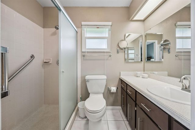 25948 NEWCOMBE CIRCLE, Leesburg, FL 34748