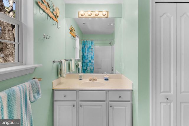 20 BRANDYWINE DR, Ocean Pines, MD 21811