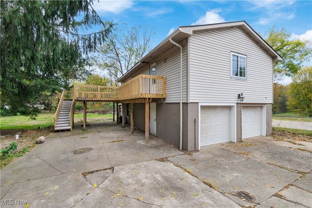 4698 Manchester Road, New Franklin, OH 44319