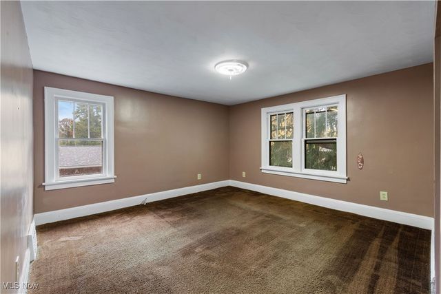 4698 Manchester Road, New Franklin, OH 44319