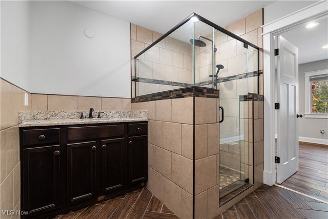 4698 Manchester Road, New Franklin, OH 44319