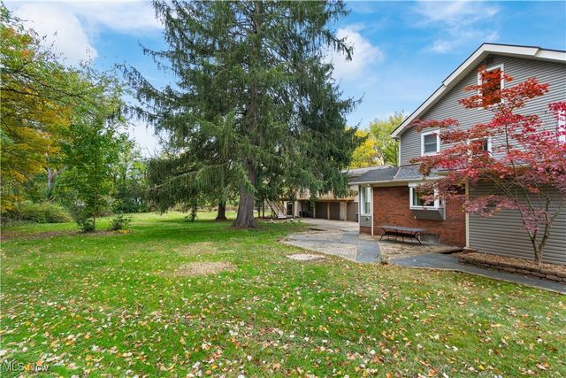 4698 Manchester Road, New Franklin, OH 44319