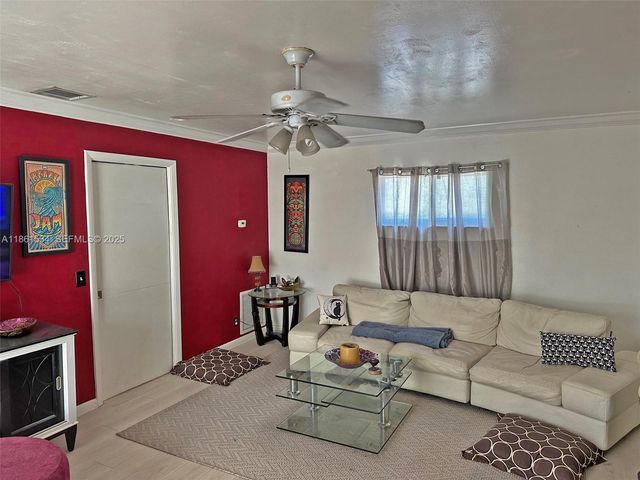22 Crossings Circle E E, Boynton Beach, FL 33435
