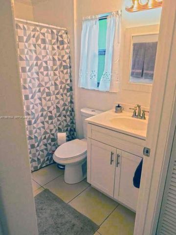 22 Crossings Circle E E, Boynton Beach, FL 33435