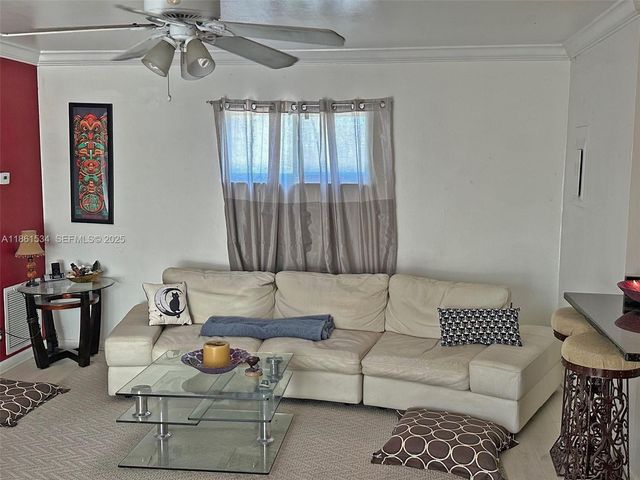 22 Crossings Circle E E, Boynton Beach, FL 33435