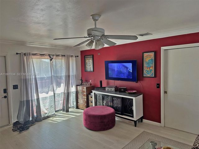22 Crossings Circle E E, Boynton Beach, FL 33435