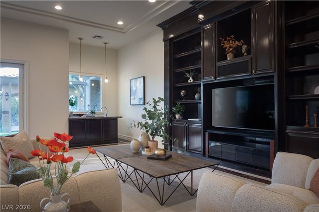 9513 Verlaine Court, Las Vegas, NV 89145