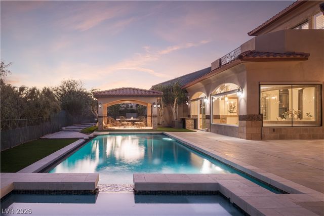 9513 Verlaine Court, Las Vegas, NV 89145