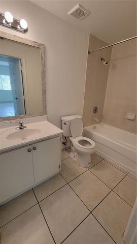 7330 NW 114th Ave 203-5, Doral, FL 33178