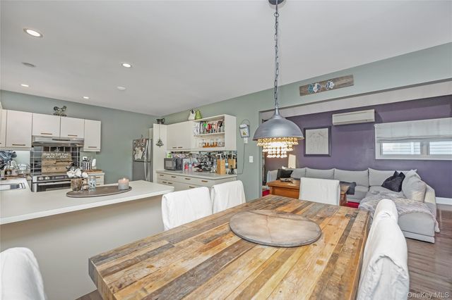 2 Martin Place, Northport, NY 11768