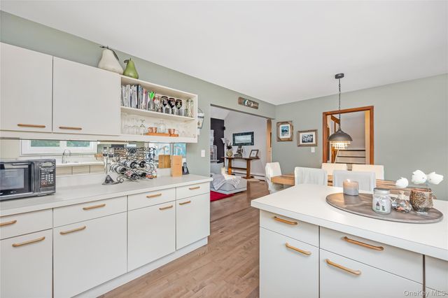 2 Martin Place, Northport, NY 11768