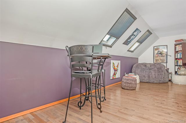 2 Martin Place, Northport, NY 11768