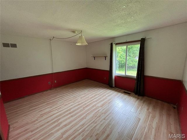 2803 Wild Valley Drive, St Louis, MO 63049