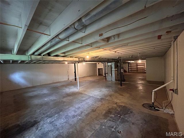 2803 Wild Valley Drive, St Louis, MO 63049