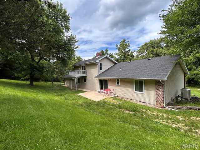 2803 Wild Valley Drive, St Louis, MO 63049
