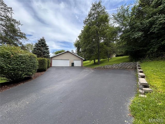 2803 Wild Valley Drive, St Louis, MO 63049
