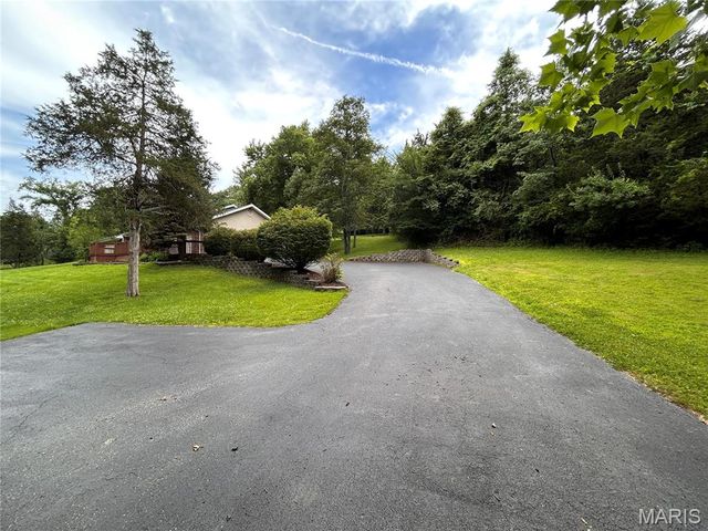 2803 Wild Valley Drive, St Louis, MO 63049