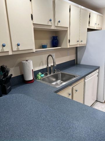 5403 SE Miles Grant Road 108, Stuart, FL 34997