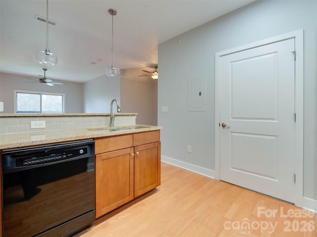 630 Calvert Street 407, Charlotte, NC 28208