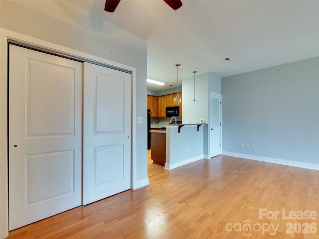 630 Calvert Street 407, Charlotte, NC 28208
