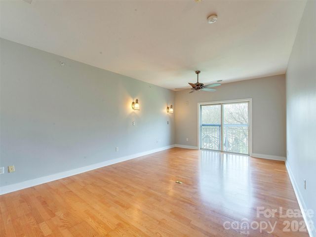 630 Calvert Street 407, Charlotte, NC 28208