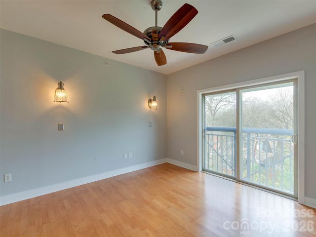630 Calvert Street 407, Charlotte, NC 28208